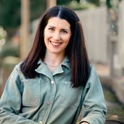 Dr Lauren Breese